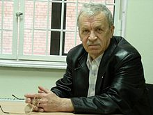 Виктор Левашов